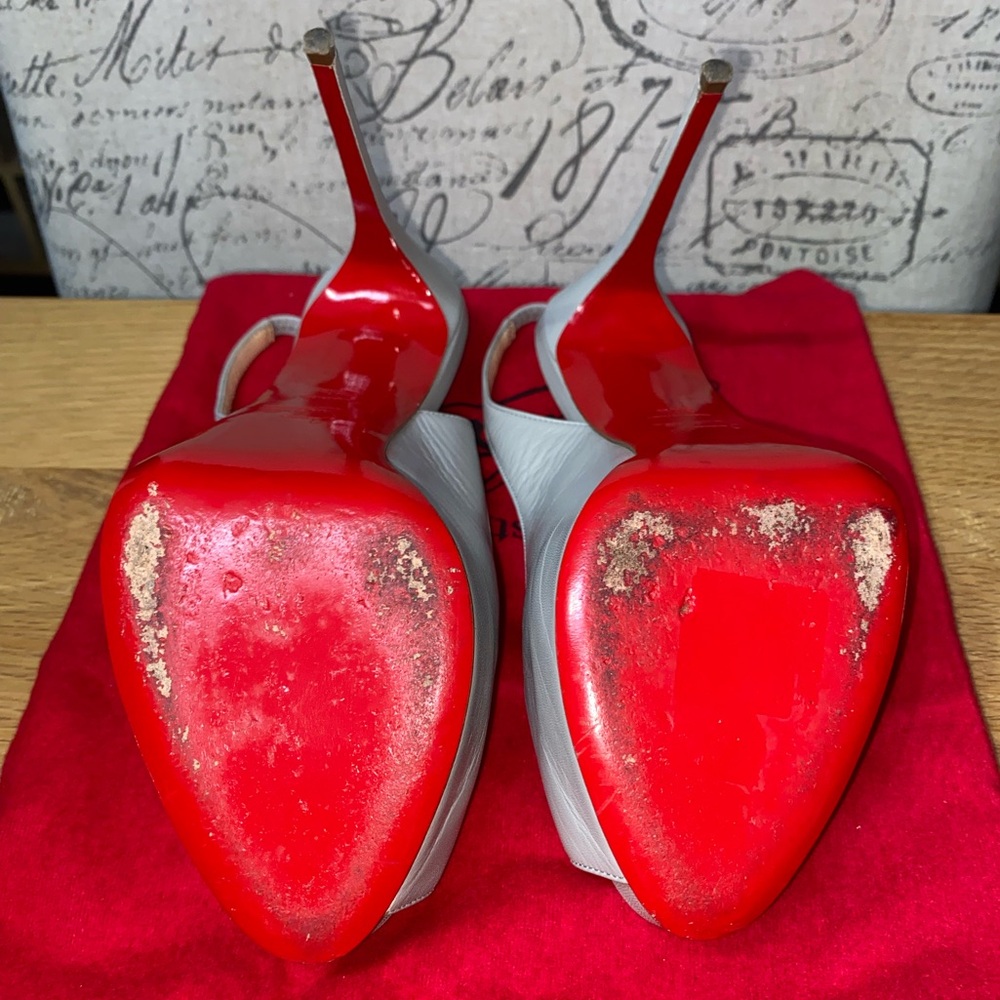 CHRISTIAN LOUBOUTIN - Picture 9 of 12